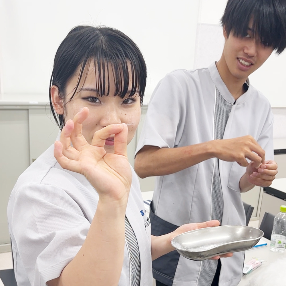 １年生、新しいトリミング用品♪
